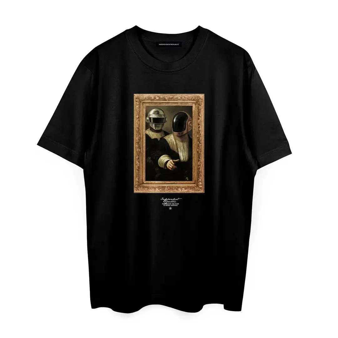 Camiseta Independent Republic negra de Raphael Punk